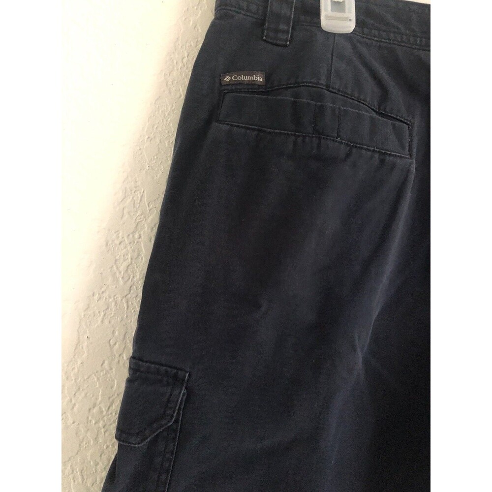 Columbia Men's Size 36x10 Navy Blue Shorts 100% Cotton Bermuda Cargo Hiking - Picture 6 of 15